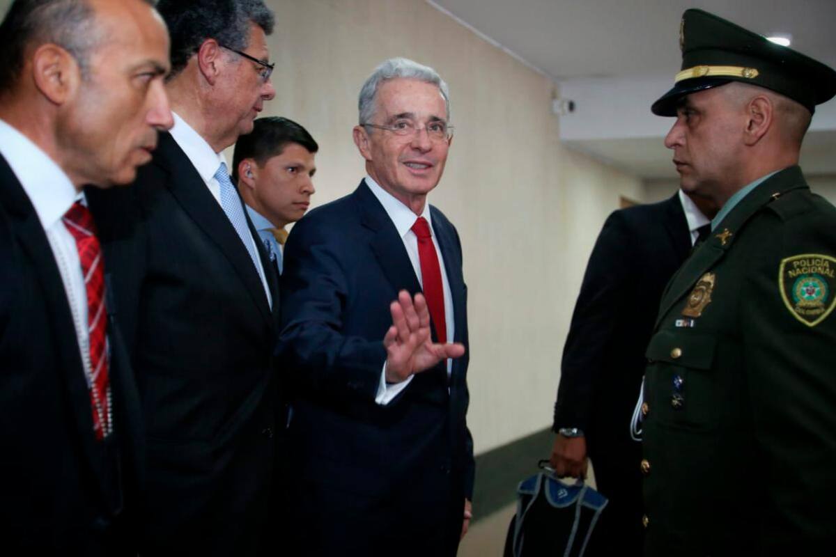 Se reanuda indagatoria de Álvaro Uribe en la Corte Suprema de Justicia