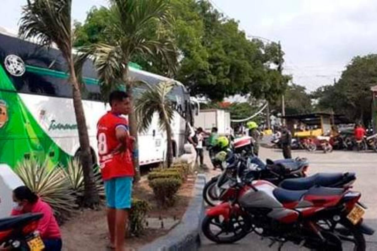Detienen bus con 45 pasajeros procedentes del Valle del Cauca