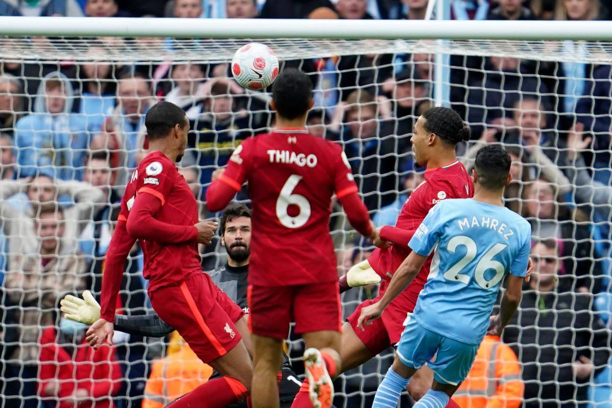 Liverpool, de Luis Díaz, empató 2-2 con Manchester City y la Liga Premier está viva