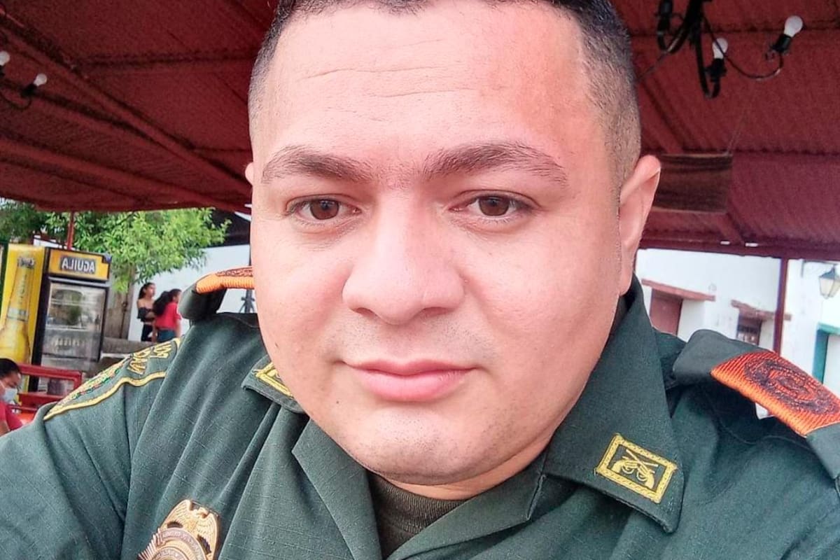 Patrullero Iván Acosta: una familia destrozada por el ‘plan pistola’