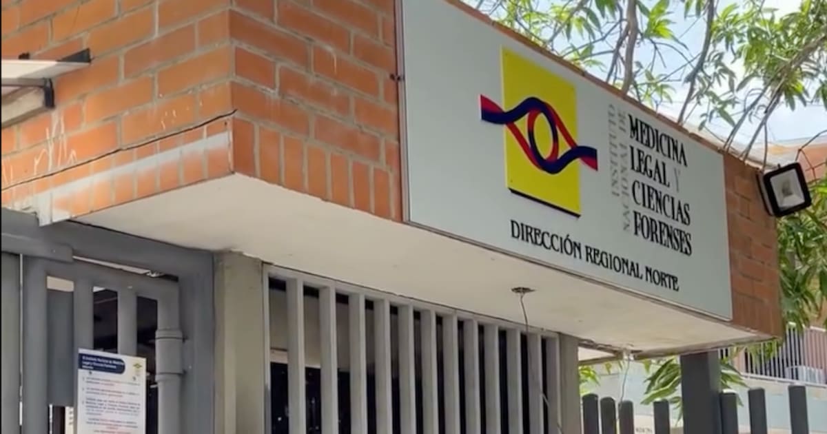 Encuentran cuerpo sin vida flotando en un caño: autoridades investigan