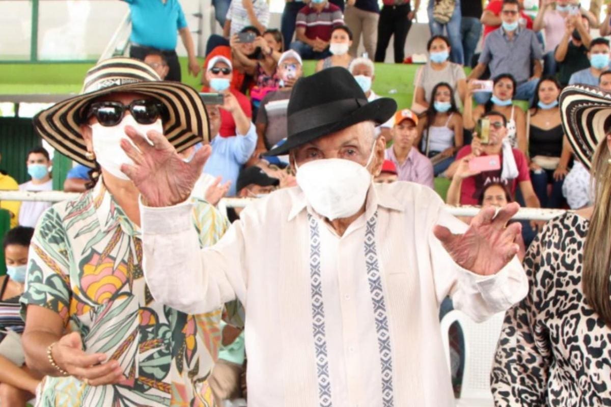 Homenaje por centenario del maestro Juan Bautista Madera