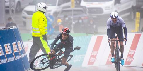 Michael Woods gana la etapa reina del Tour de Romandía y arrebata el liderato a Marc Soler