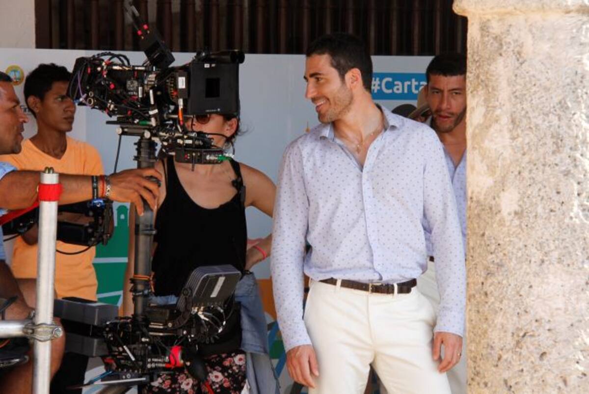 Miguel Ángel Silvestre Rambla, de 34 años, se dio a conocer por su papel de Rafael Duque (“El Duque”), en la serie de televisión “Sin tetas no hay paraíso.” Actúa en la serie “Velvet” como Alberto Márquez y en la serie de Netflix “Sense8”, como Lito Rodríguez. MARUJA PARRA