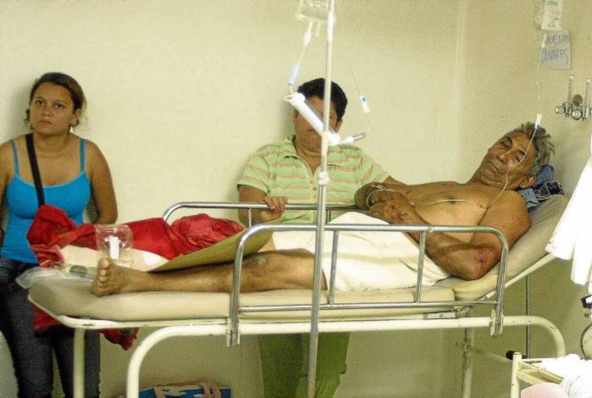 Eugenio Olivares sufrió varias fracturas, entre ellas una en la pierna derecha.