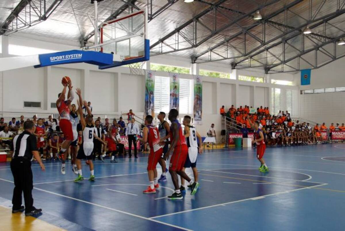 El baloncesto arrancó el sábado. Cortesía
