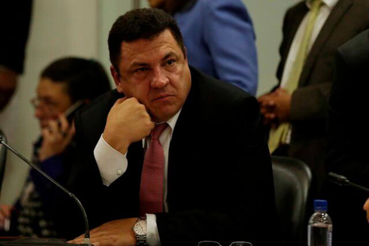 “Nos está echando encima a un grupo de sicarios”: senador Pinto a Pizarro