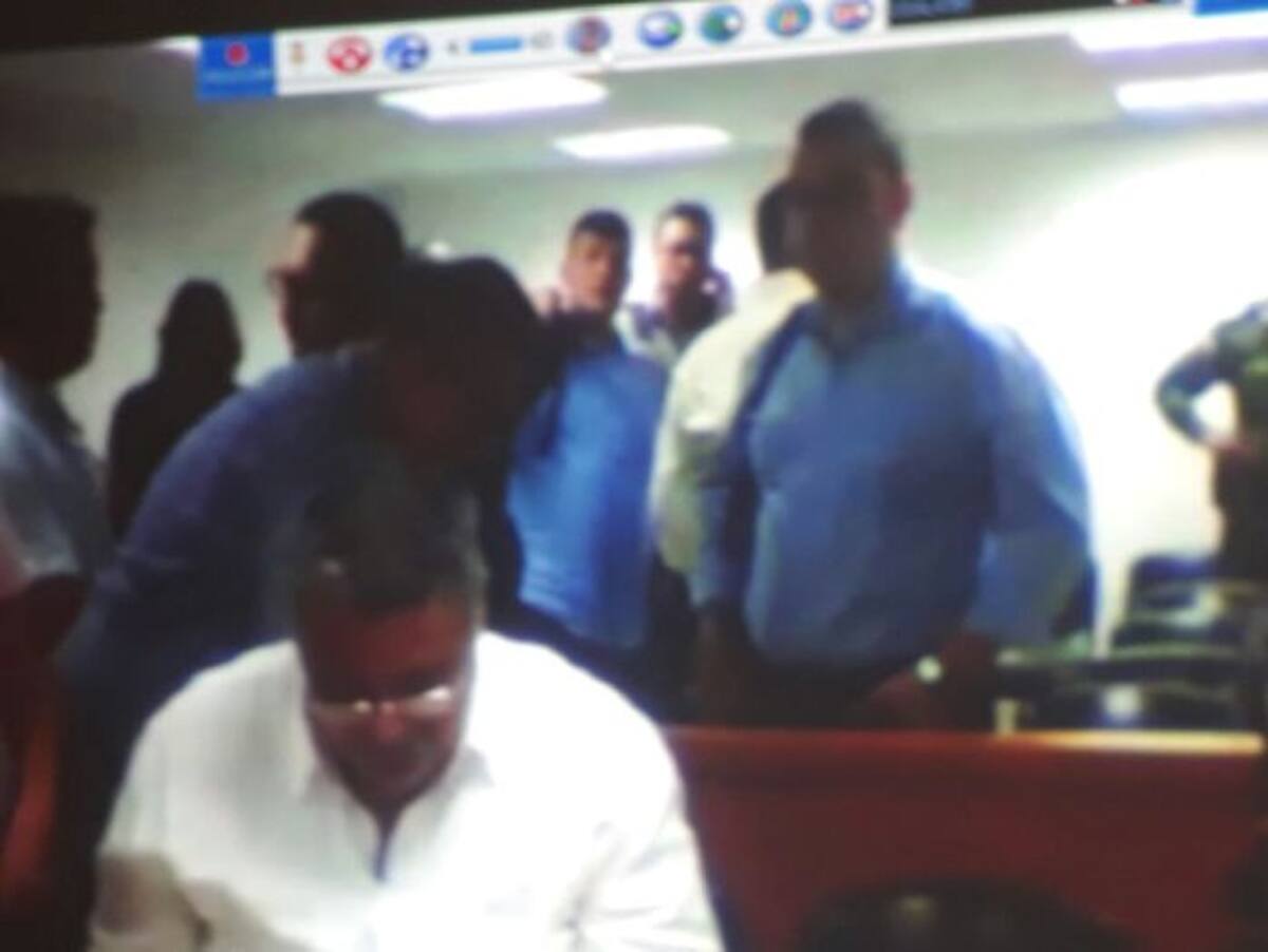 La audiencia de imputación de cargos se desarrolla en la Sede Administrativa de la Judicatura. El Universal.