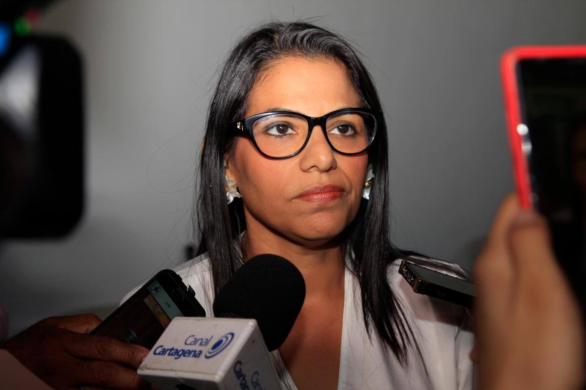 “Suspendí a Diana Martínez porque estoy obligado”: William Dau