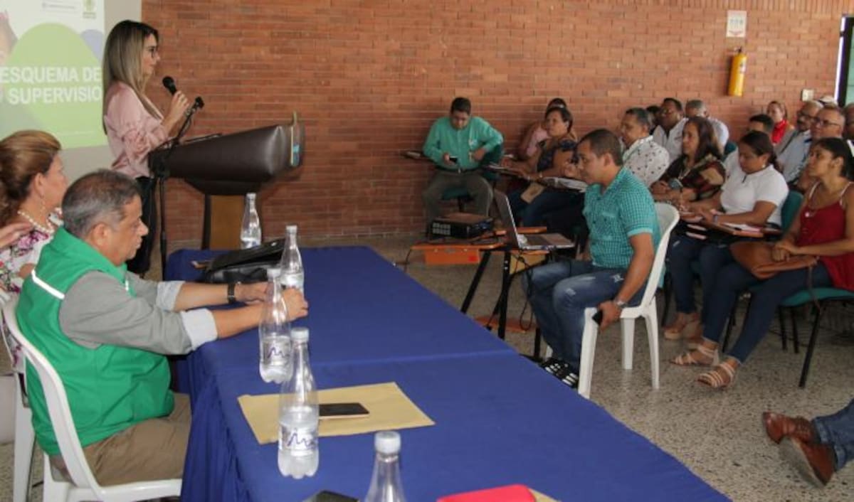 Se cumplió el encuentro departamental de los operadores en el salón Corcovao de la Gobernación de Sucre. MANUEL SANTIAGO PÉREZ/EL UNIVERSAL
