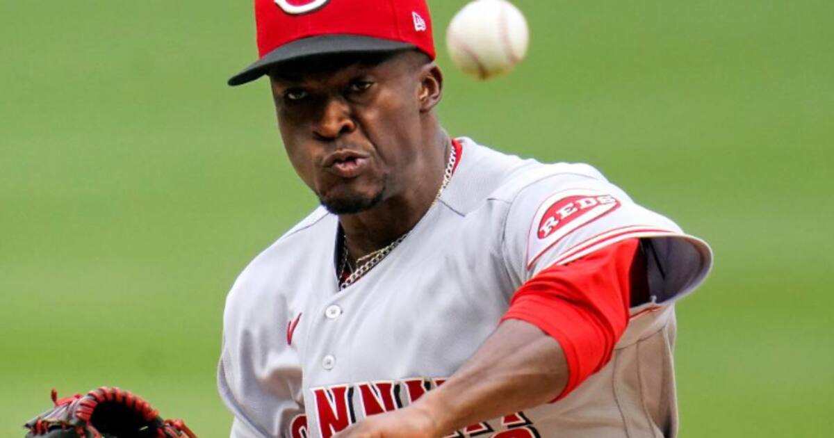 Reiver Sanmartín Was Back in the Big Leagues, But the Joy Was Short-Lived