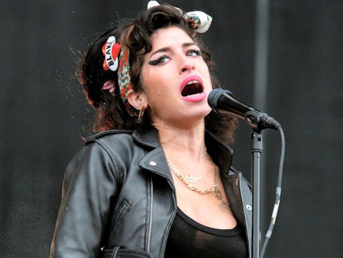 Amy Winehouse: autopsia no revelaa hora de la muerte. ARCHIVO
