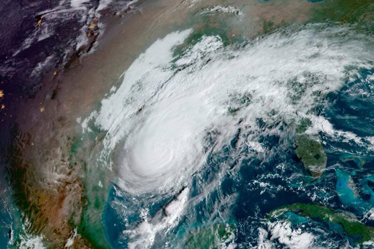 La golpeada Luisiana se prepara para recibir al huracán Delta