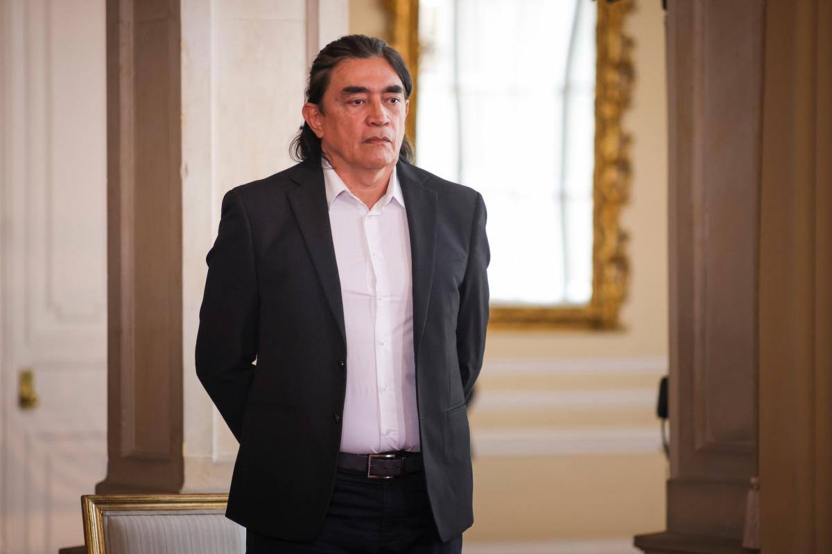 ¿Gustavo Bolívar en problemas? Radican queja en Procuraduría tras una pelea en X