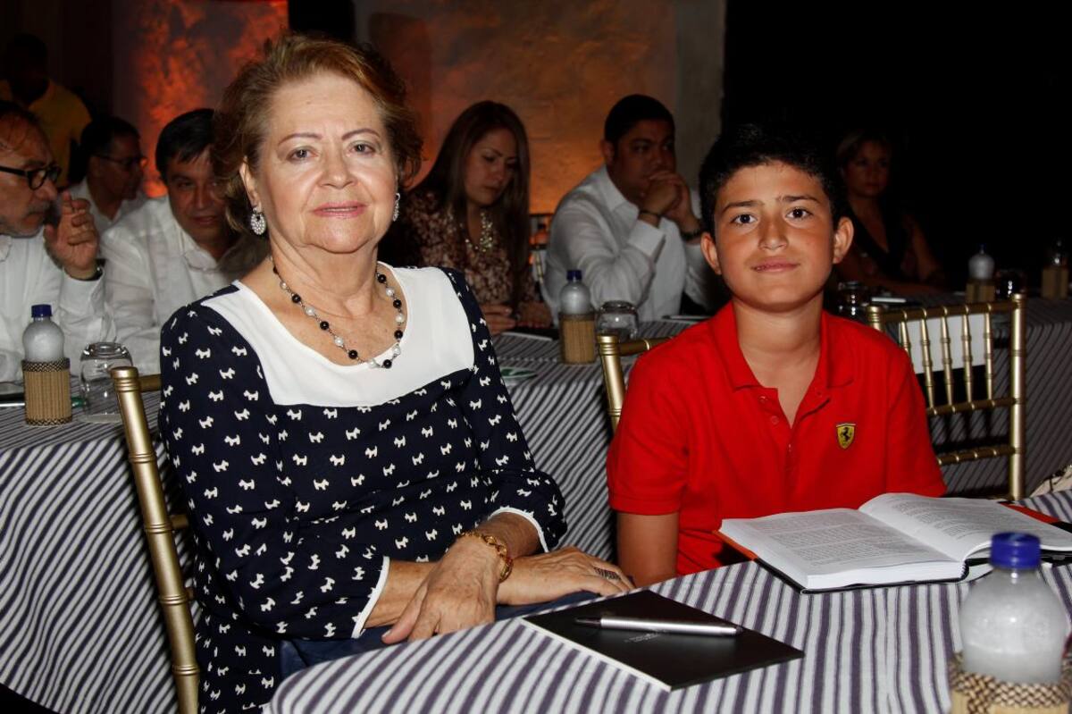 Carmen Porto de Sierra y Santiago Sierra.