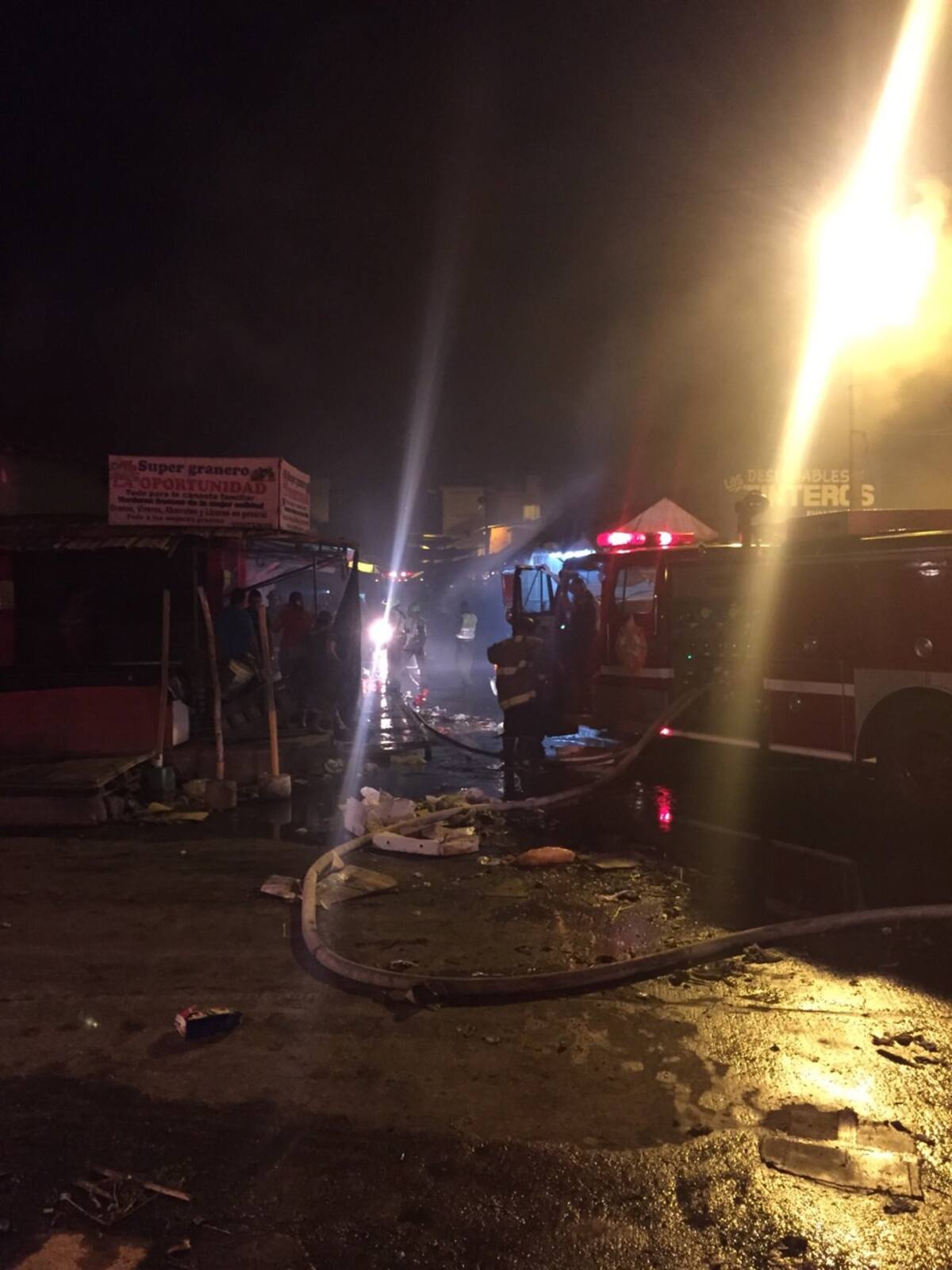 Incendio en Bazurto. Cortesía Caracol Radio.