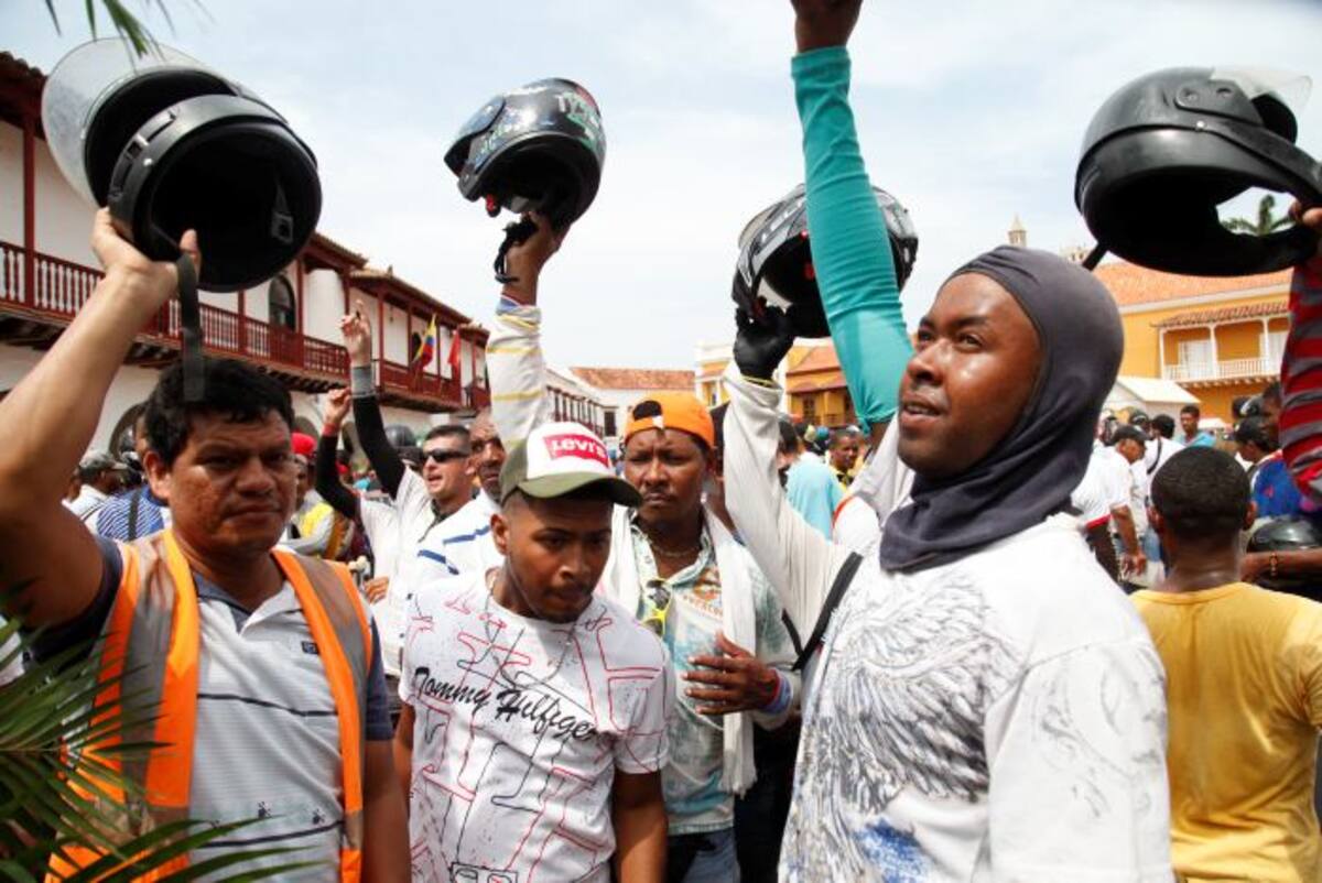Las motos con acompañante hombre solo podrían circular por las vías y rutas autorizadas. Aroldo Mestre.