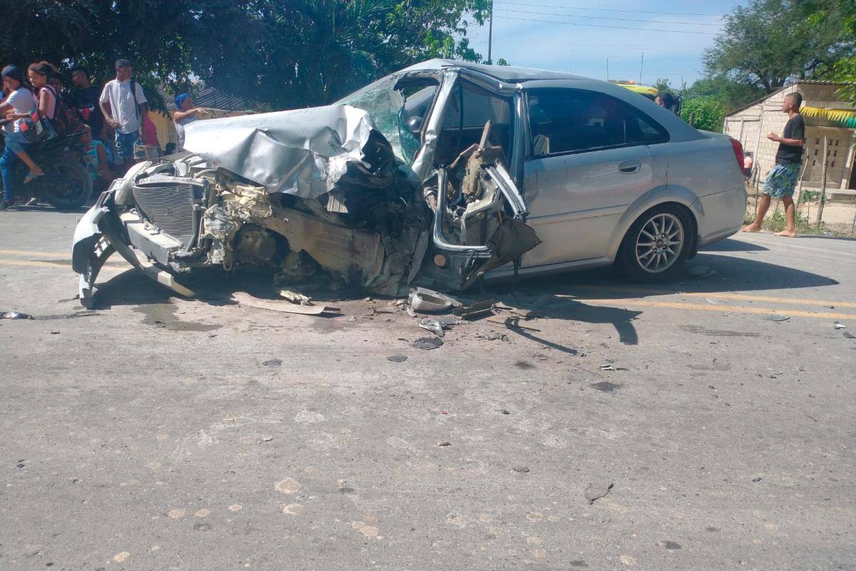 Triple choque en Arjona: cuatro personas resultaron heridas