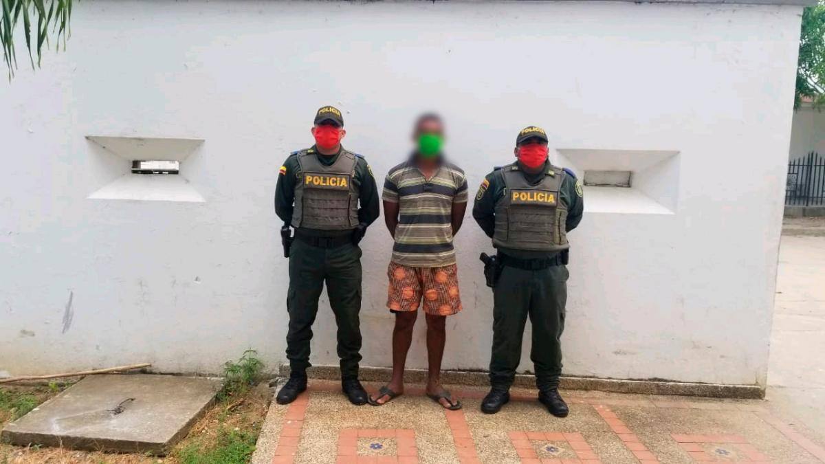 En marzo, en Cartagena, una mujer fue retenida por agredir a su hijo de 24 meses de nacido. En Achí, un sujeto atacó a su hermana.