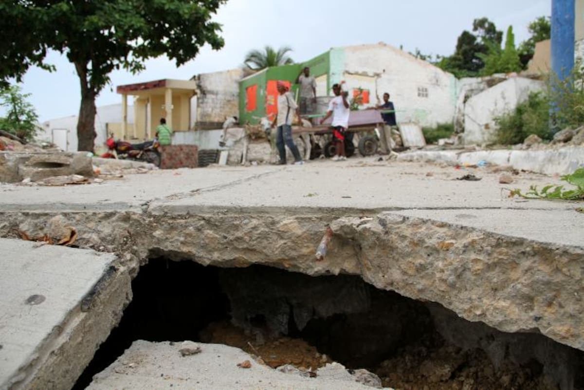 Los agrietamientos de la tierra en su momento, generaron una emergencia prolongada para muchos habitantes del barrio San Francisco, en Cartagena.