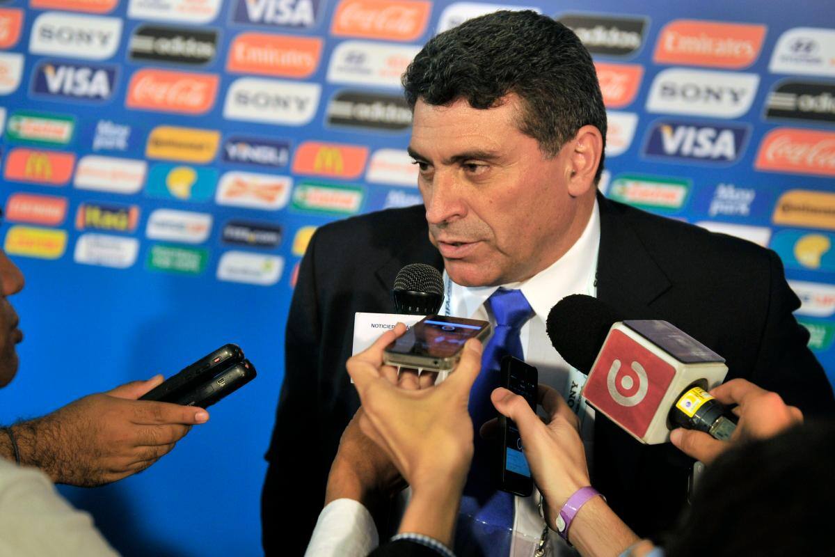 Luis Fernando Suárez renueva como técnico de Costa Rica hasta el 2026