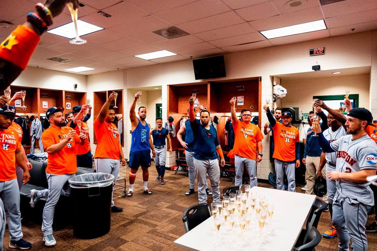 Astros repite título de la División Oeste de la Liga Americana