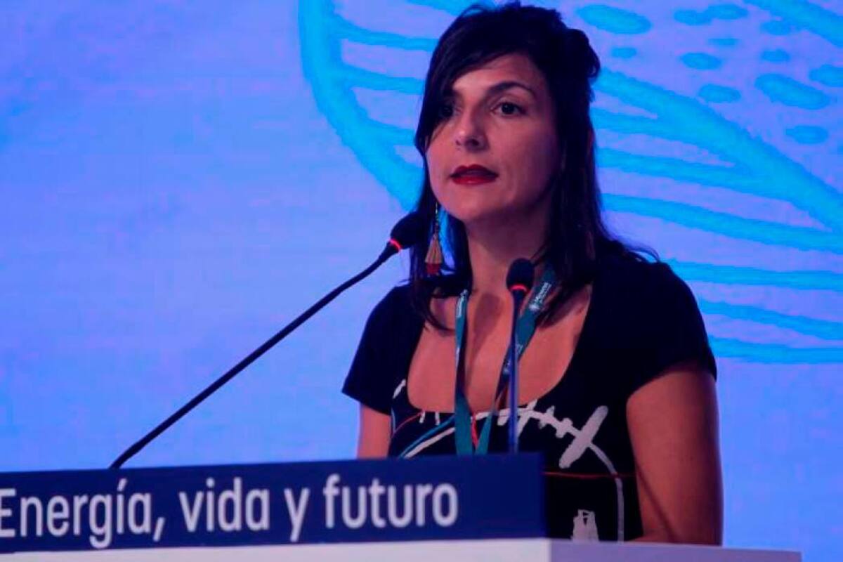 Las polémicas que tienen a la ministra Irene Vélez en la cuerda floja