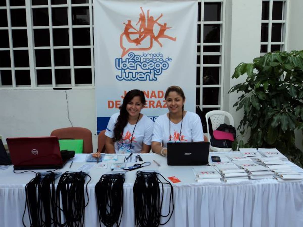 Estudiantes que hicieron parte de la organización.. eluniversal.com.co