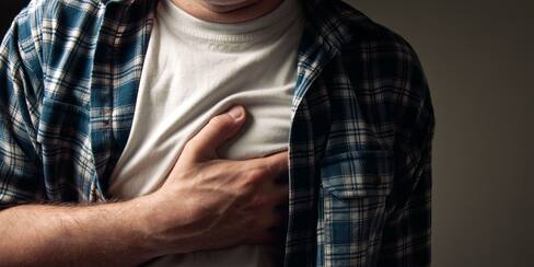 Infartos en jóvenes: hábitos silenciosos que están dañando tu corazón sin que lo notes