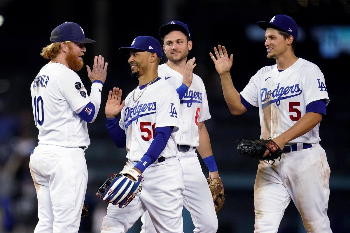 Dodgers clasifican a la postemporada en el béisbol de las Grandes Ligas