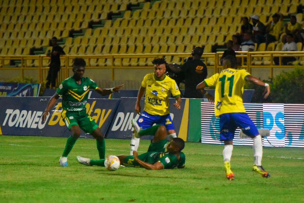 ¡Molió café!: Real Cartagena ganó en casa