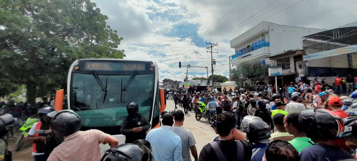 El accidente se registró en la mañana de este sábado en La Consolata, sector Los Cuatro Cruces. //Luis Eduardo Herrán - El Universal