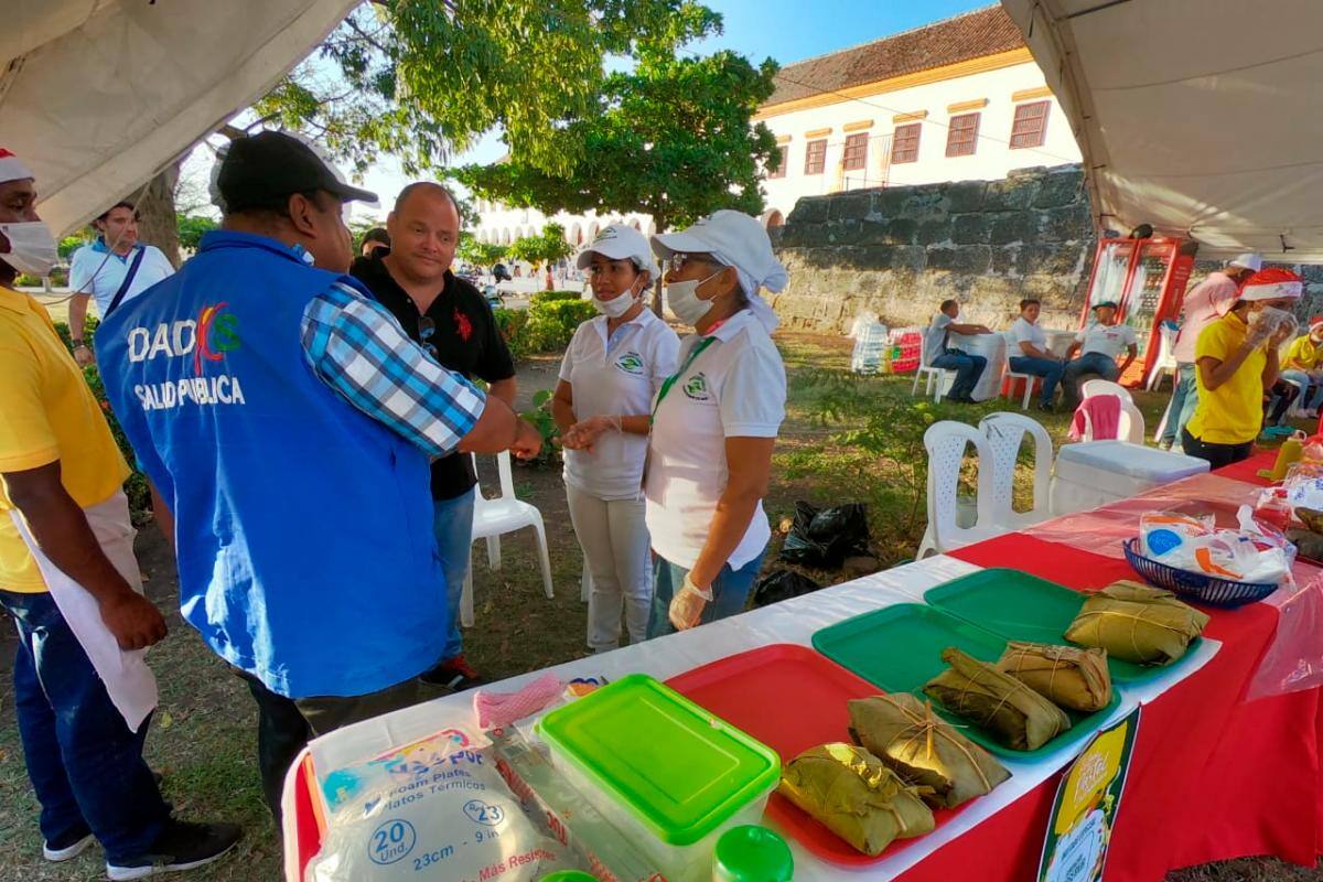 Dadis inspecciona medidas higiénicas en el XXXI Festival del Pastel