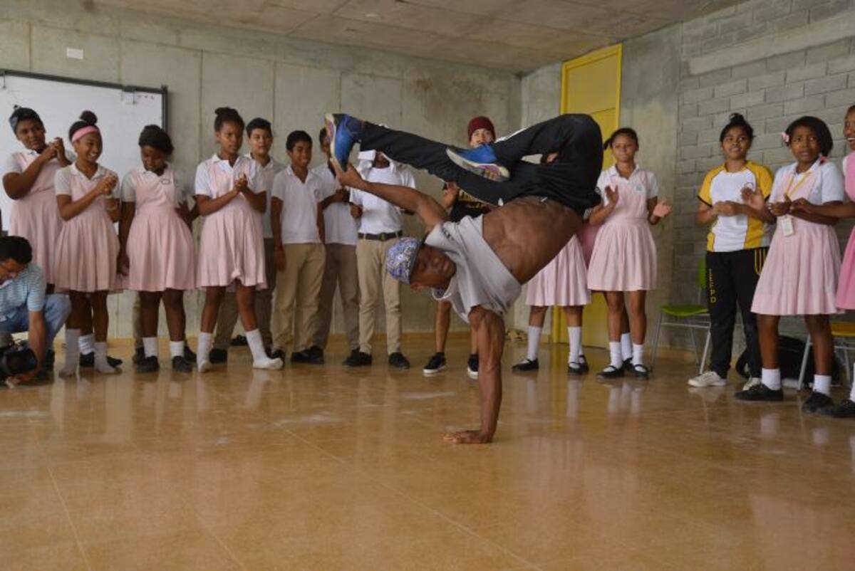 Bailarines de hip hop de Recital Colombia. CORTESÍA.