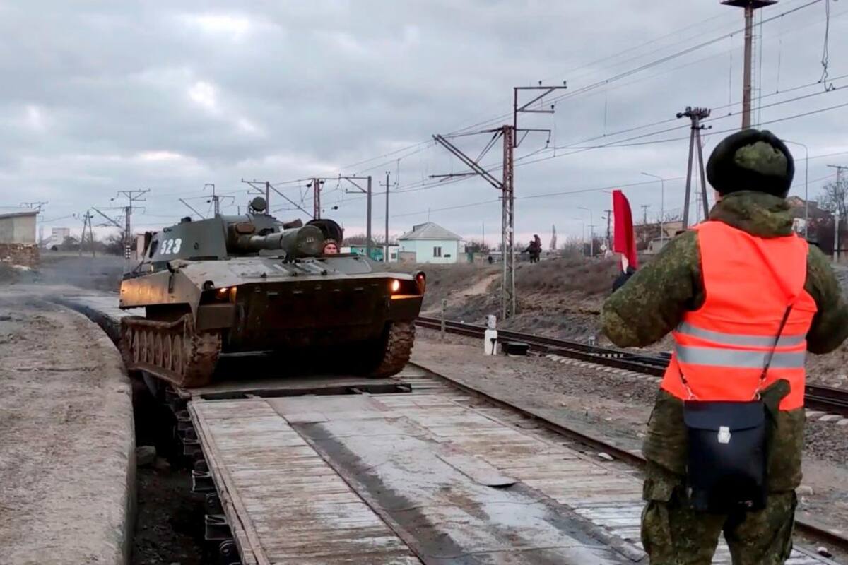 Rusia anuncia que algunas unidades militares regresan a sus cuarteles