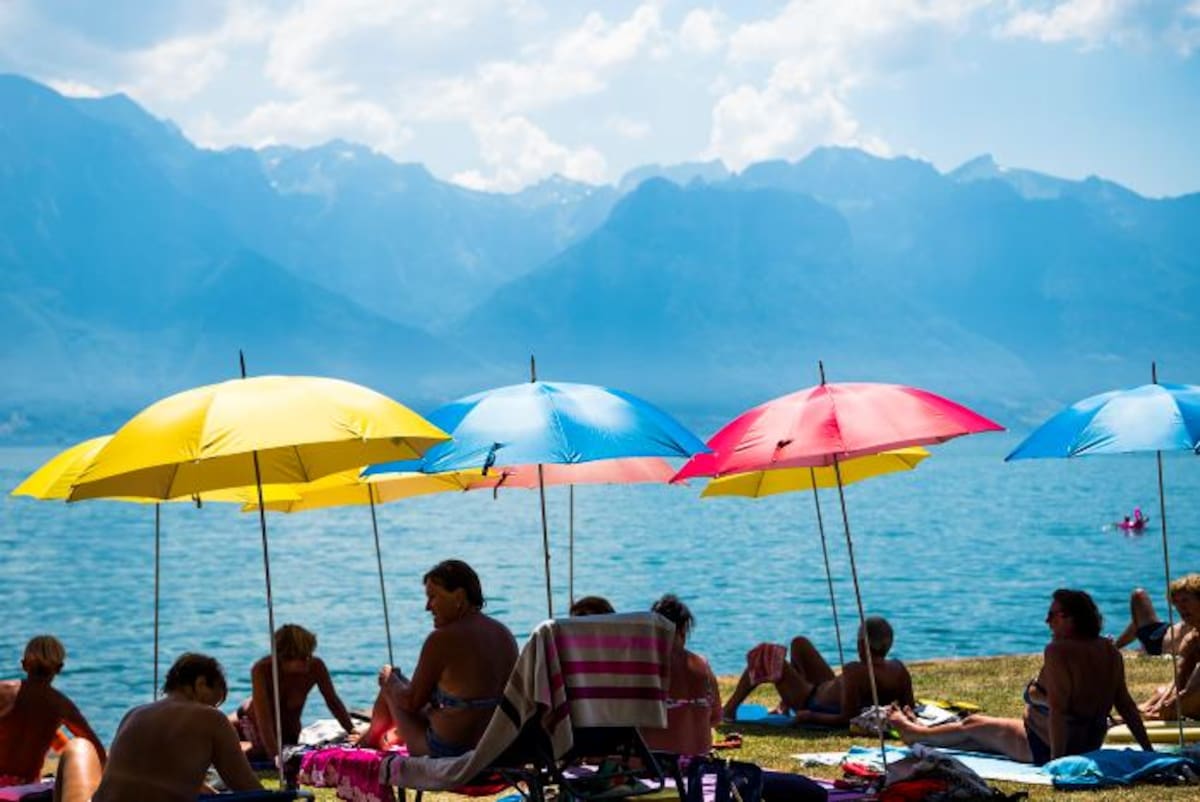 La luz solar está dentro de los factores de riesgo para desarrollar cáncer, JEAN-CHRISTOPHE BOTT - EFE