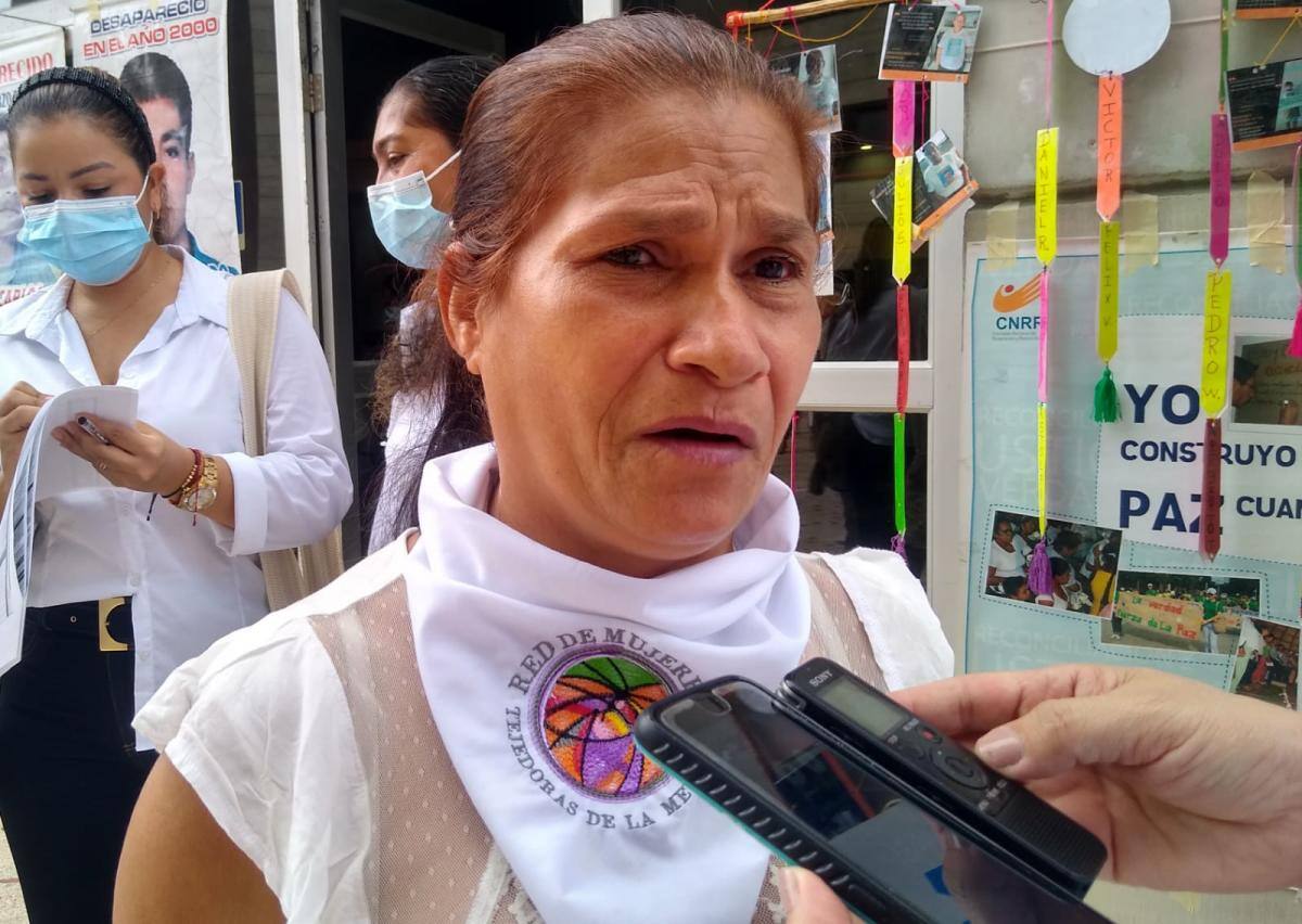 Fanny de la Rosa busca a sus dos hermanos y un primo. //Manuel Santiago Pérez - El Universal.