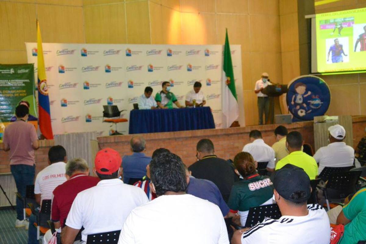 Entrenadores de fútbol del departamento de Sucre fueron actualizados