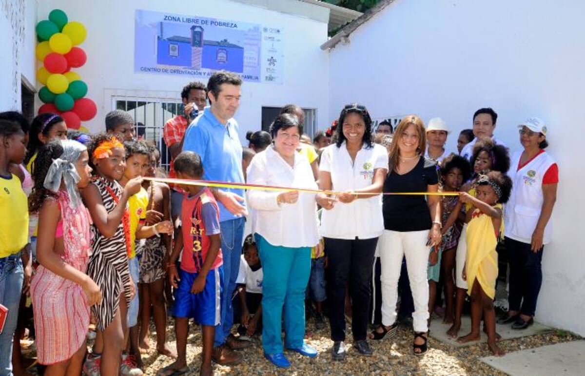 Punta Canoa cuenta con escenario para el fortalecimiento de la convivencia familiar y comunitaria.