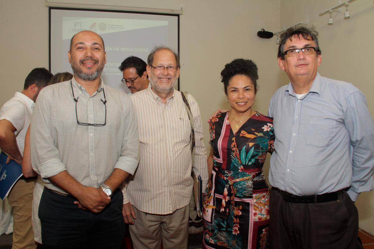 Leopoldo Villadiego, Rafael Camacho, Gina Angulo y Alfonso Cabrera.