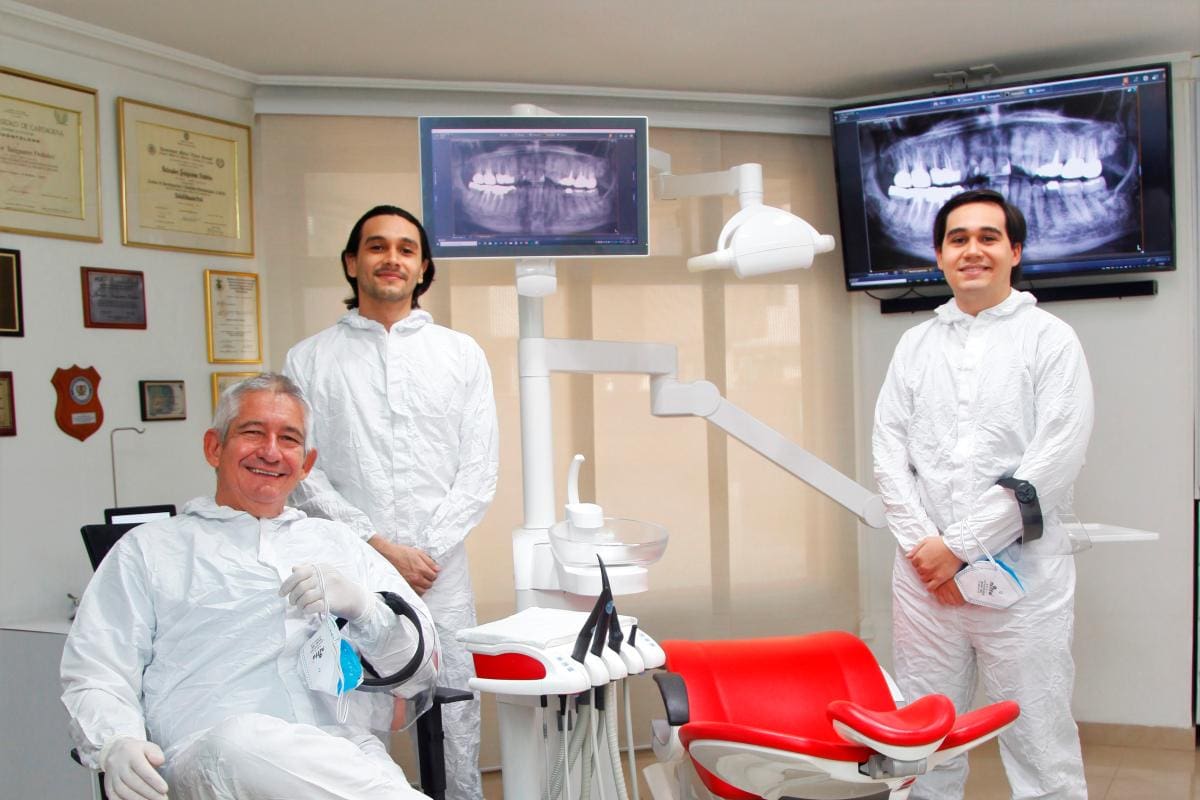 Salvador Insignares y su experiencia, el mejor respaldo en odontología