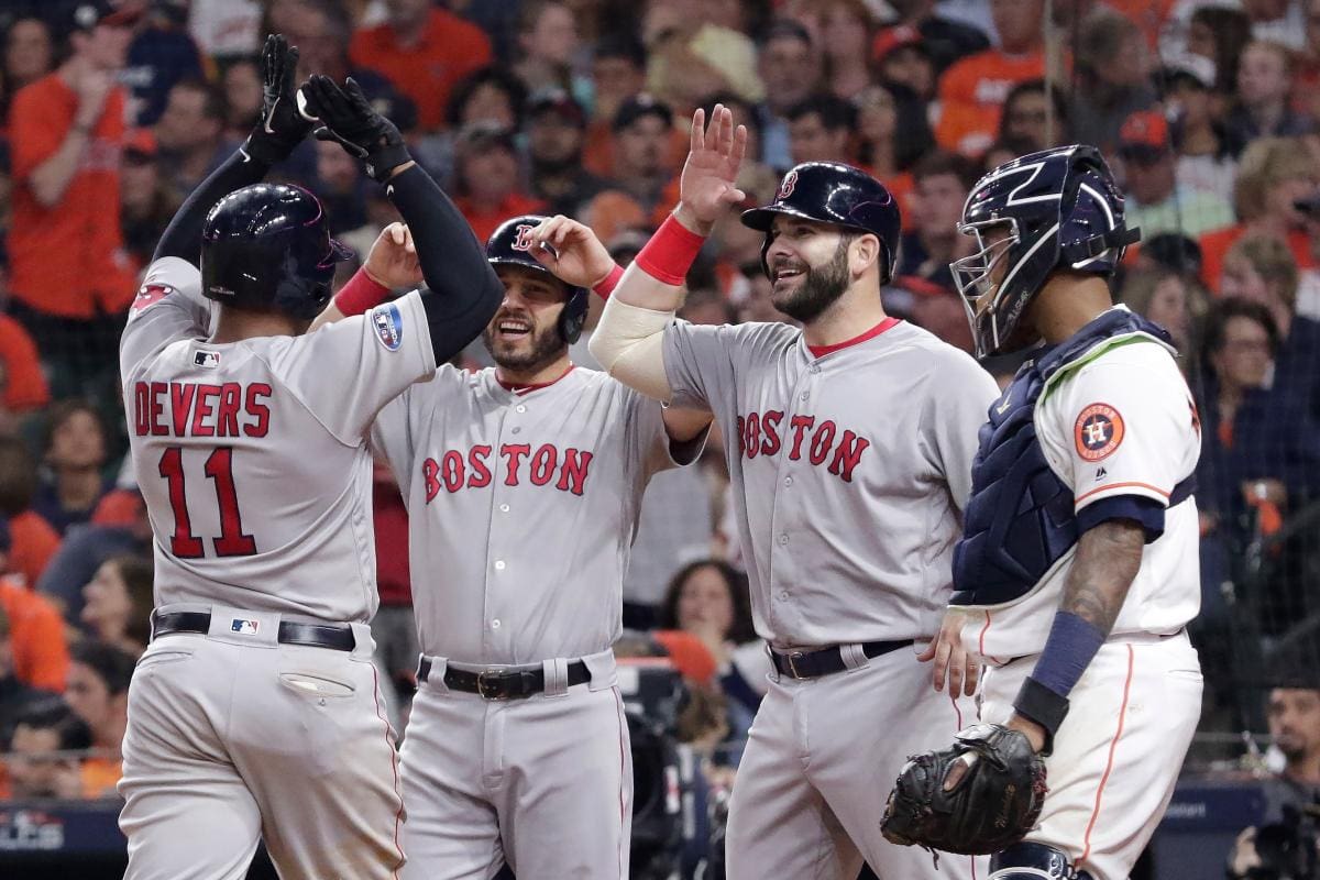 MLB investigará informes de que Medias Rojas robaron señas