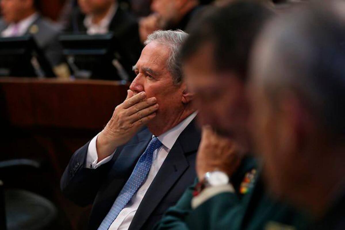 El ministro de Defensa Guillermo Botero presentó su renuncia al cargo