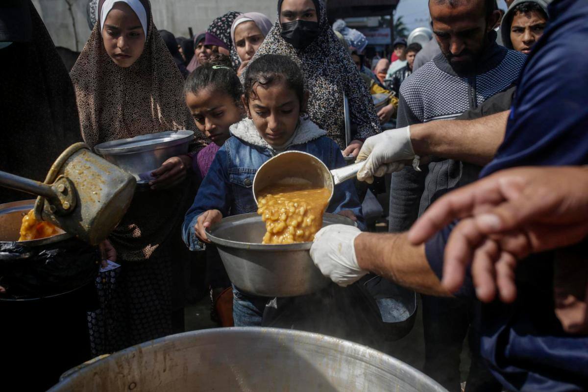 Ataque israelí a reparto de ayuda en Gaza deja más de 80 muertos