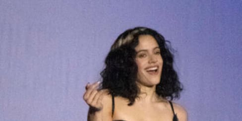 Cancelan homenaje a Rosalía en Argentina tras polémica en redes sociales
