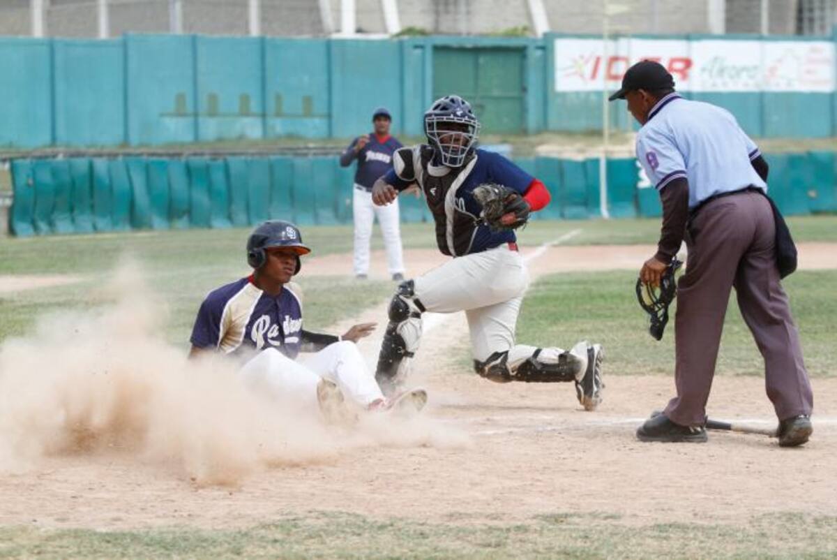 Los mejores prospectos del béisbol colomnbiano se muestran en este torneo. Archivo