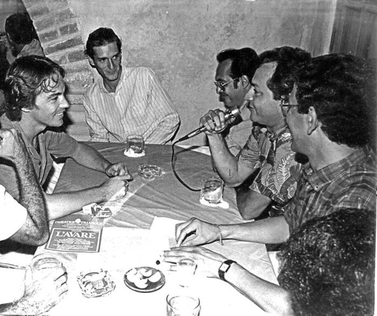 Conversando con Paco de Onís, en los inicios del Festival de Música del Caribe.