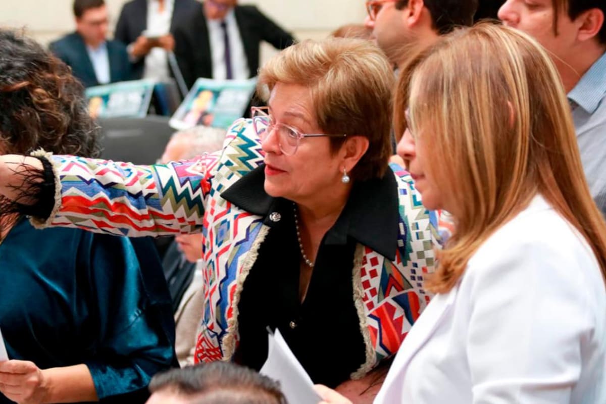 Mintrabajo destaca 10 beneficios de reforma pensional que avanza en el Congreso