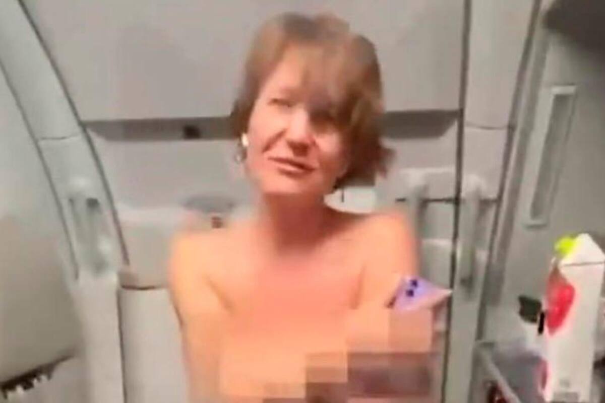 Video: Mujer se emborrachó, se desnudó y mordió a una azafata en pleno vuelo
