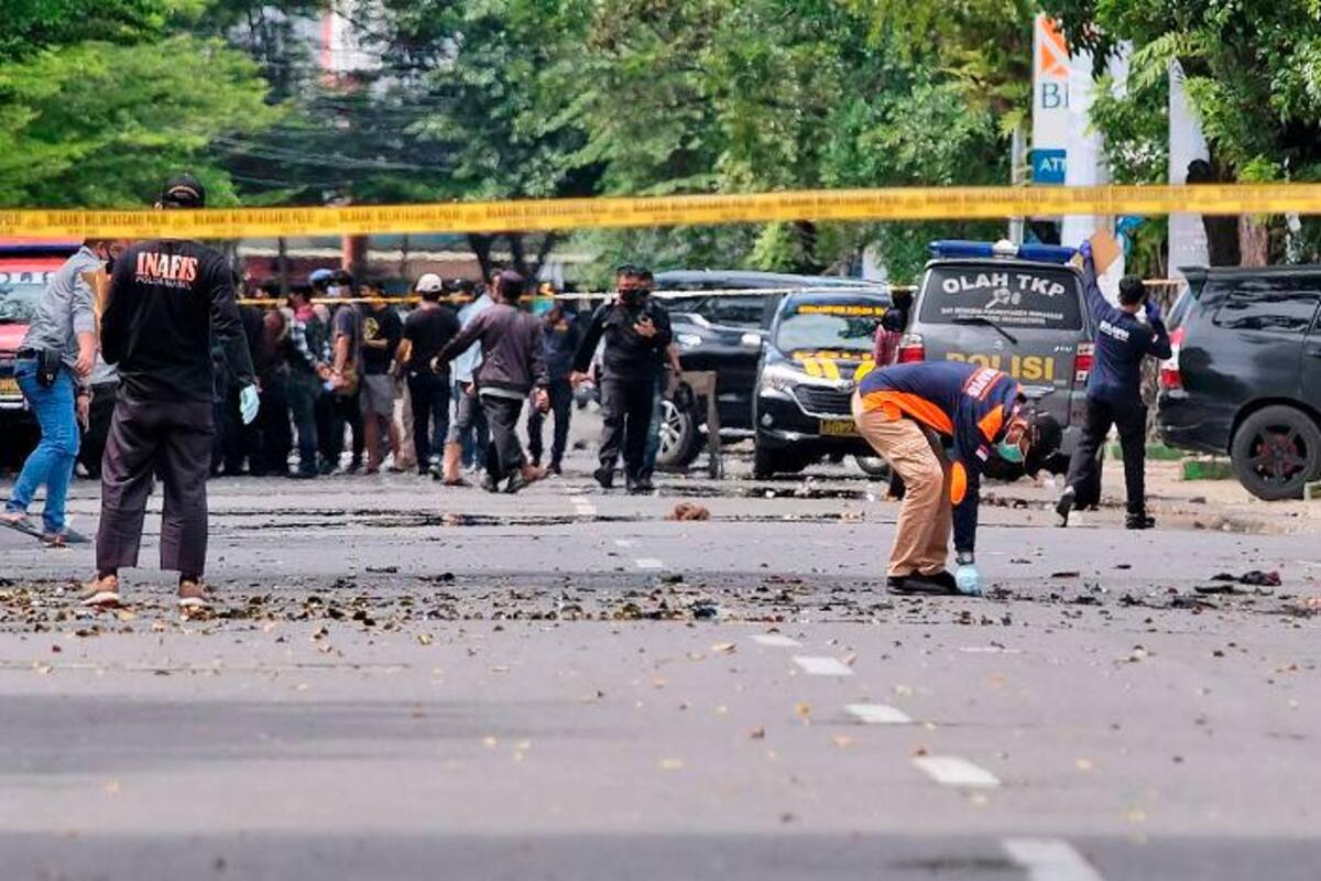 Catorce heridos en ataque suicida en una catedral en Indonesia